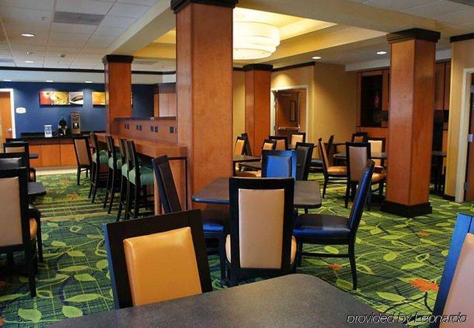 Fairfield Inn & Suites Redding Exterior photo